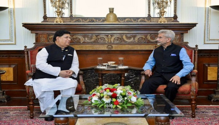 EAM Jaishankar Meets Bangladesh Counterpart For 7th India-Bangladesh ...