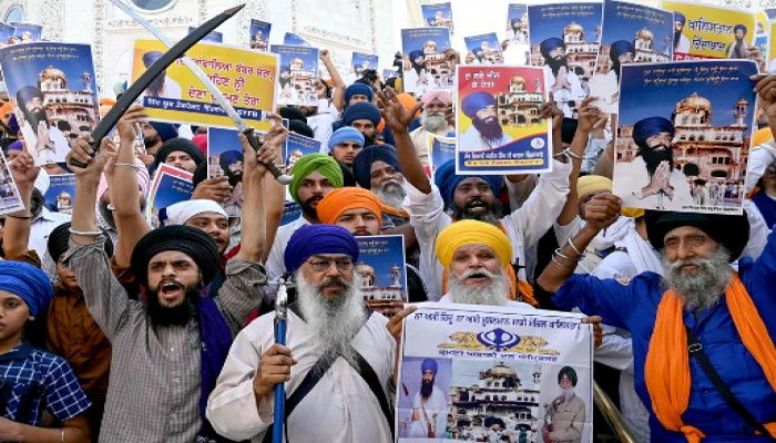 Pro-Khalistan slogans echoed at Golden Temple in Amritsar on 40th ...